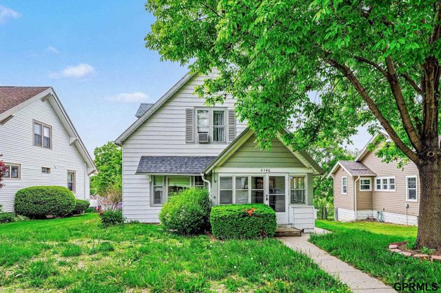 2146 S 35Th Street, Omaha, NE 68105