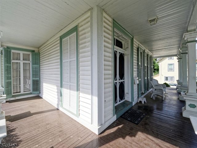 56 W Main St, Clinton Town, NJ 08809