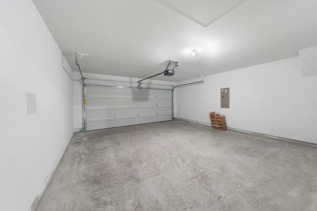 218 Fairmeade Drive, Terrell, TX 75160