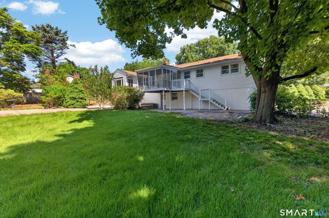 412 Narrow Lane, Orange, CT 06477