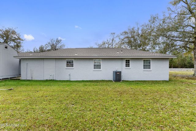 633 Keller Street, Bay Saint Louis, MS 39520