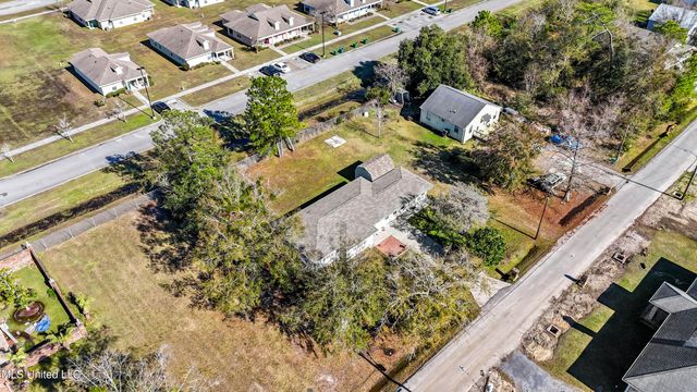 633 Keller Street, Bay Saint Louis, MS 39520