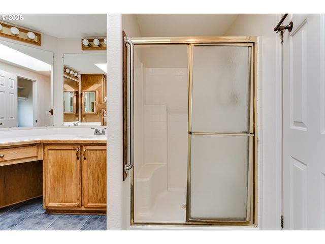 5320 BURKE St, Eugene, OR 97402