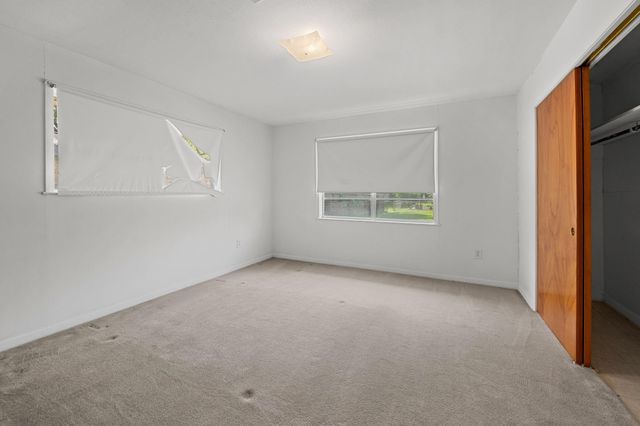 519 Dan Street, East Bernard, TX 77435