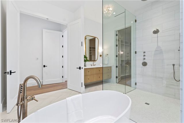 745 Pectin RD, Naples, FL 34102