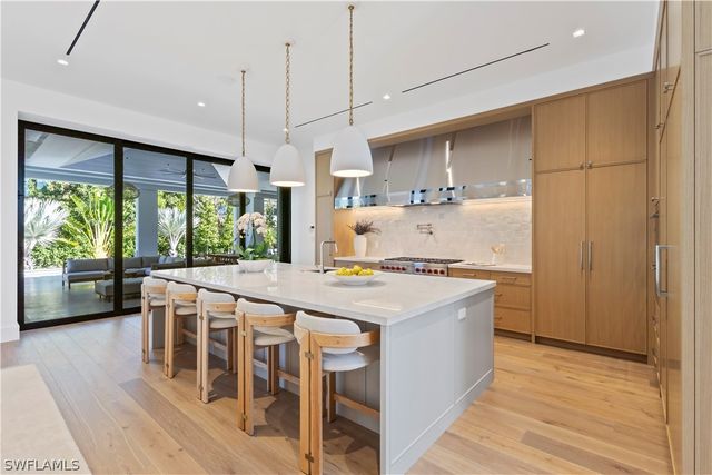 745 Pectin RD, Naples, FL 34102