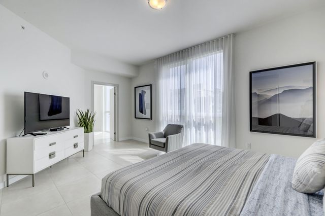 401 N Birch Road Th3, Fort Lauderdale, FL 33304