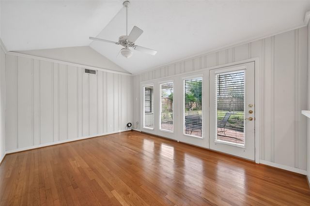 4807 Creekbend Drive, Houston, TX 77035