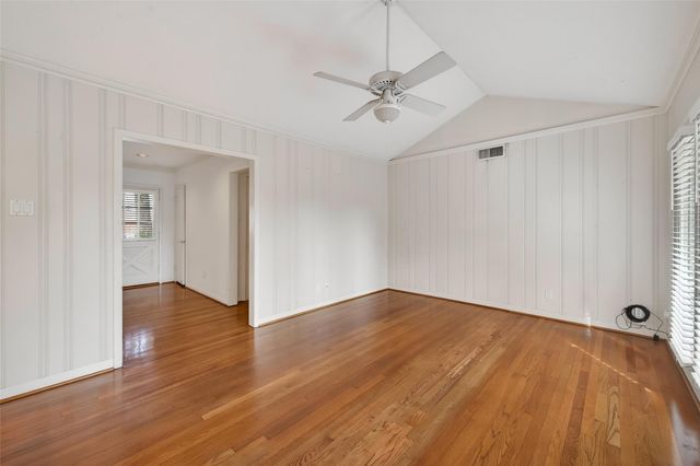 4807 Creekbend Drive, Houston, TX 77035