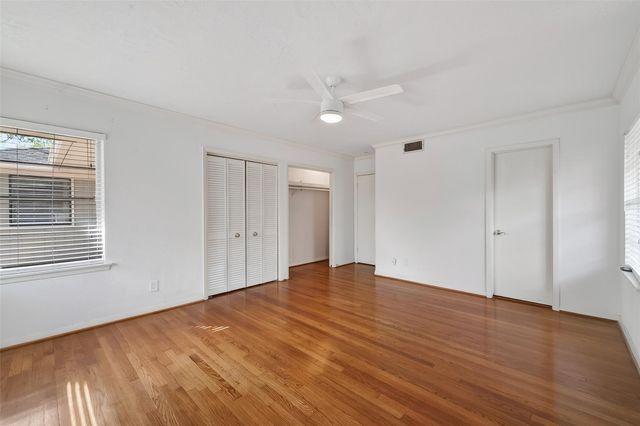 4807 Creekbend Drive, Houston, TX 77035