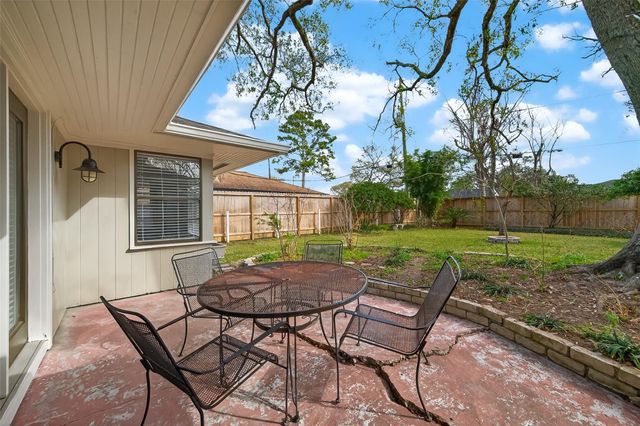 4807 Creekbend Drive, Houston, TX 77035