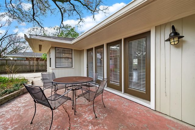 4807 Creekbend Drive, Houston, TX 77035