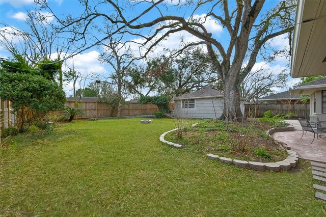 4807 Creekbend Drive, Houston, TX 77035