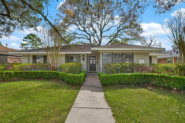 4807 Creekbend Drive, Houston, TX 77035