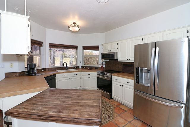 2067 Rim Shadow Court, Grand Junction, CO 81507