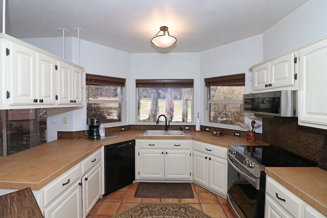 2067 Rim Shadow Court, Grand Junction, CO 81507