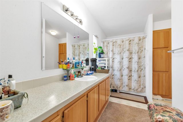 523 N 7th Avenue, Sequim, WA 98382