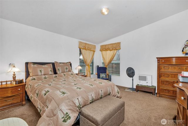 523 N 7th Avenue, Sequim, WA 98382