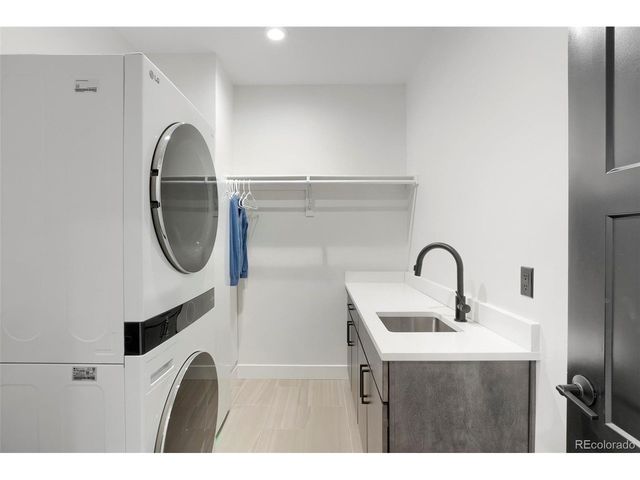 2071 S Grant St, Denver, CO 80210