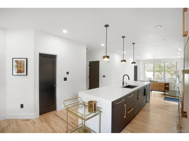 2071 S Grant St, Denver, CO 80210