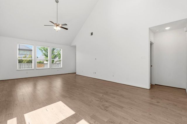 141 Emory Birch Drive, Montgomery, TX 77316