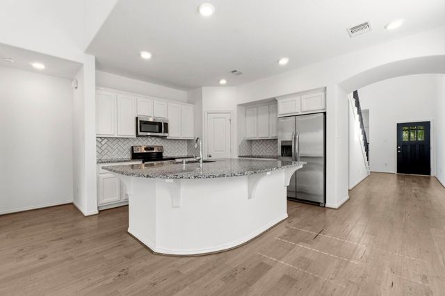 141 Emory Birch Drive, Montgomery, TX 77316