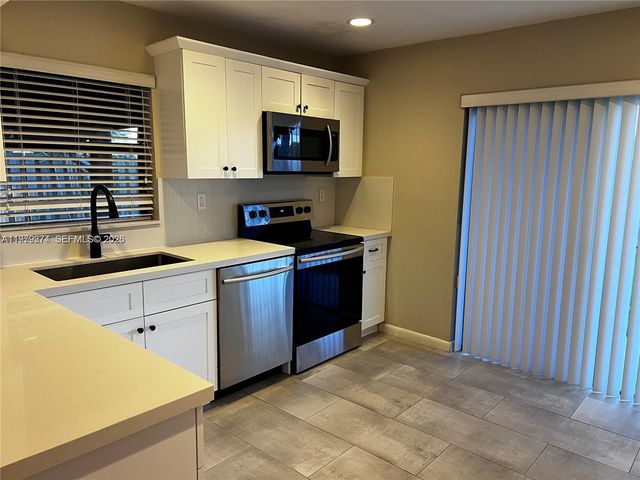 6917 SW 127th Ct 6917, Miami, FL 33183