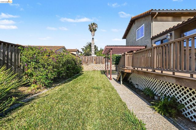 1627 Geyser Cir, Antioch, CA 94509