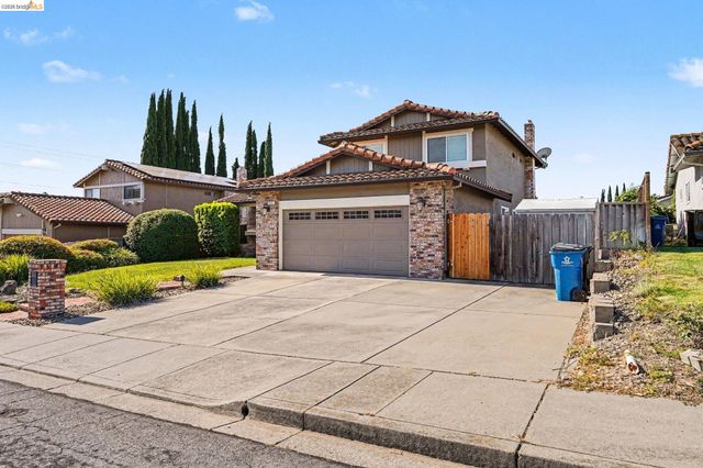1627 Geyser Cir, Antioch, CA 94509
