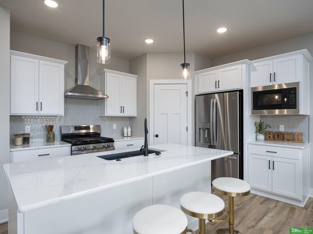 11016 S 218th Street, Gretna, NE 68028