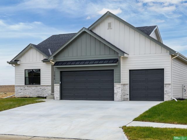 11016 S 218th Street, Gretna, NE 68028