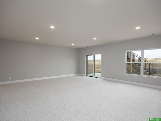 11016 S 218th Street, Gretna, NE 68028