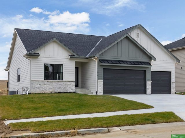 11016 S 218th Street, Gretna, NE 68028