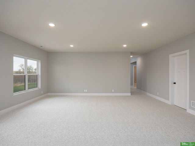 11016 S 218th Street, Gretna, NE 68028