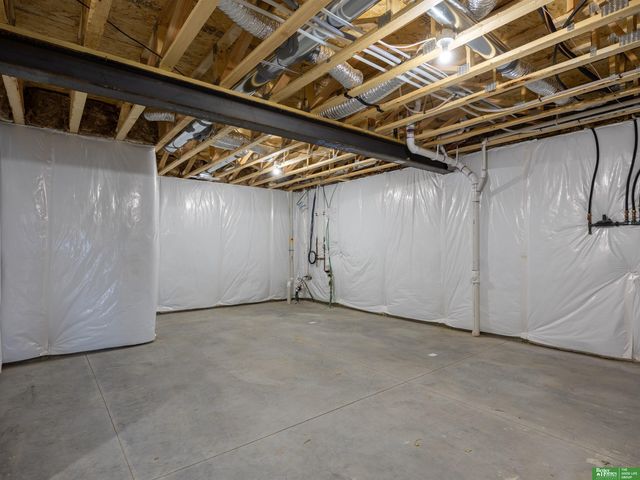 11016 S 218th Street, Gretna, NE 68028