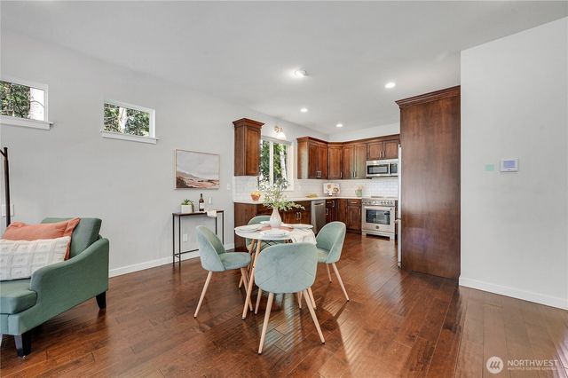 2257 W Rosecrans, Port Townsend, WA 98368