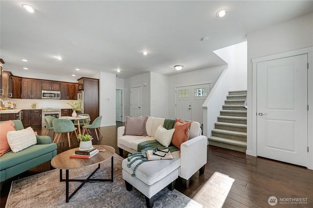 2257 W Rosecrans, Port Townsend, WA 98368