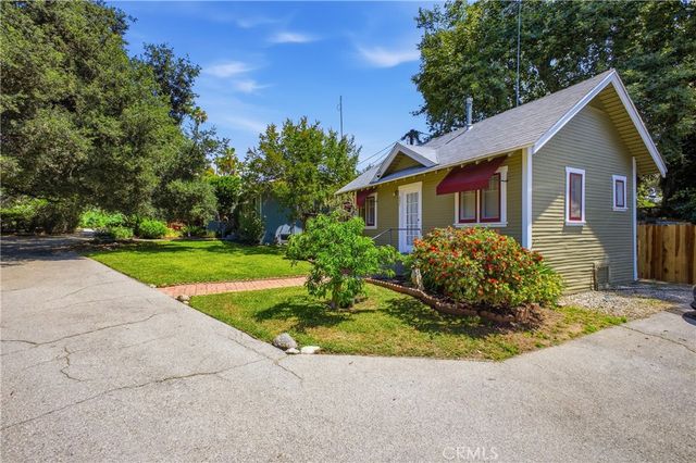 547 E Woodbury Road, Altadena, CA 91001