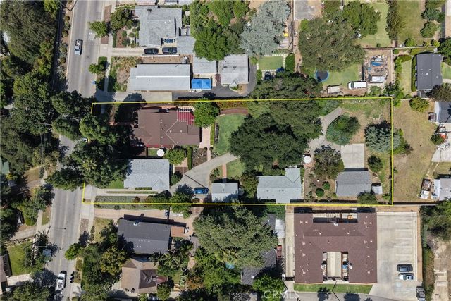 547 E Woodbury Road, Altadena, CA 91001
