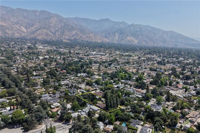547 E Woodbury Road, Altadena, CA 91001