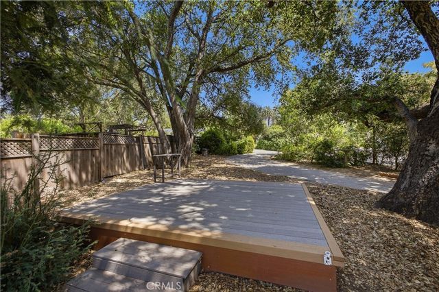 547 E Woodbury Road, Altadena, CA 91001