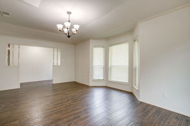802 Shady Creek Drive, Cleburne, TX 76033