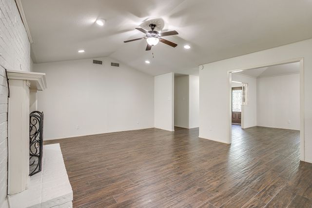 802 Shady Creek Drive, Cleburne, TX 76033