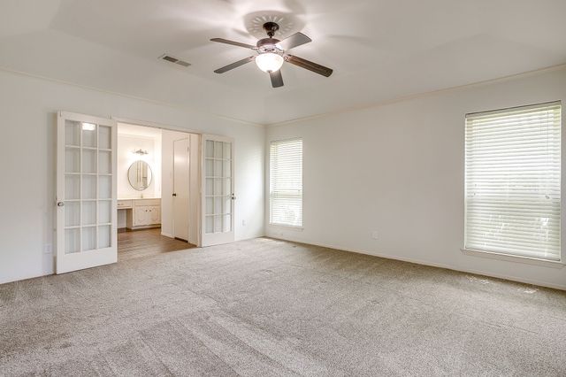 802 Shady Creek Drive, Cleburne, TX 76033