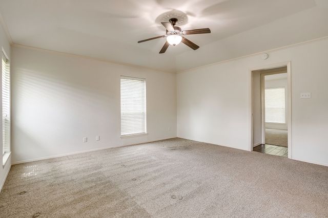 802 Shady Creek Drive, Cleburne, TX 76033