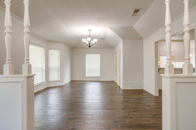 802 Shady Creek Drive, Cleburne, TX 76033