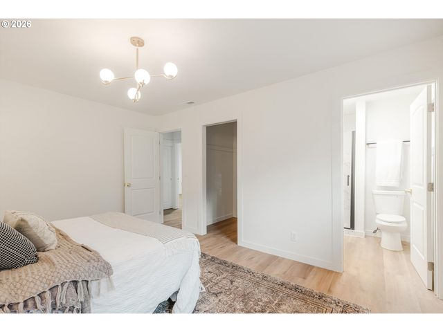 21912 Ne 68TH St, Vancouver, WA 98682