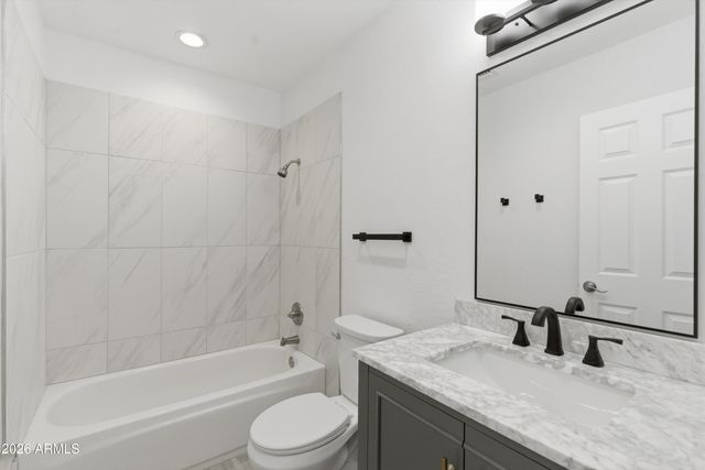 2709 E PHELPS Road, Phoenix, AZ 85032