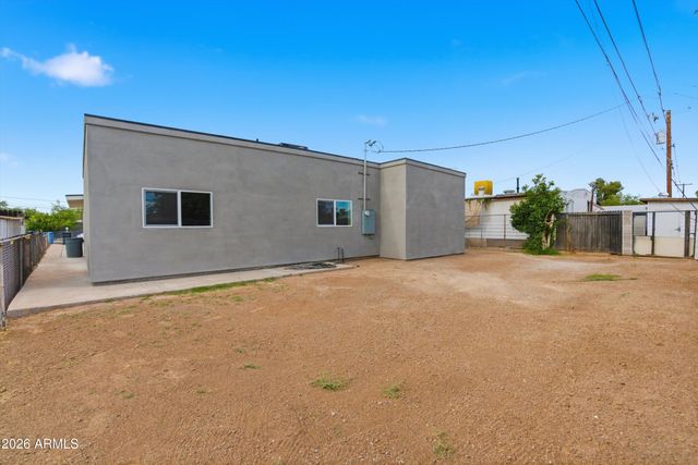 2709 E PHELPS Road, Phoenix, AZ 85032