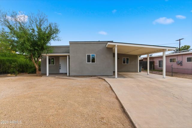 2709 E PHELPS Road, Phoenix, AZ 85032